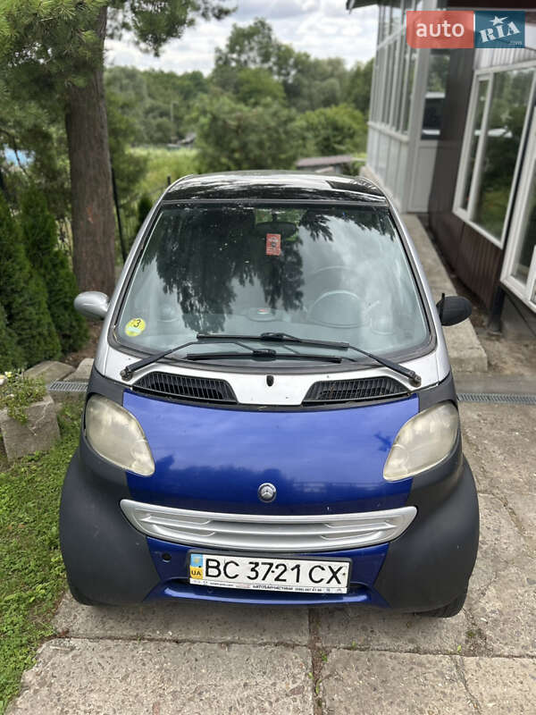 2002 smart mc 01