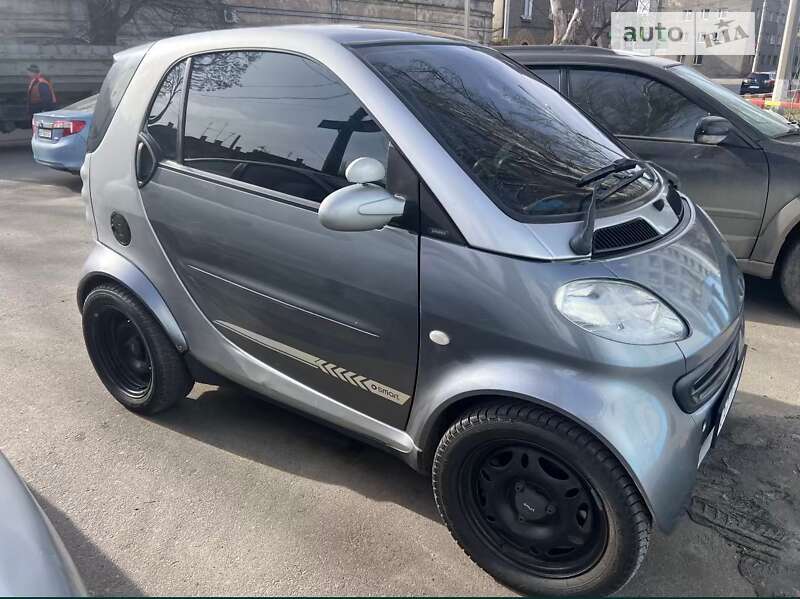 2001 smart mc 01