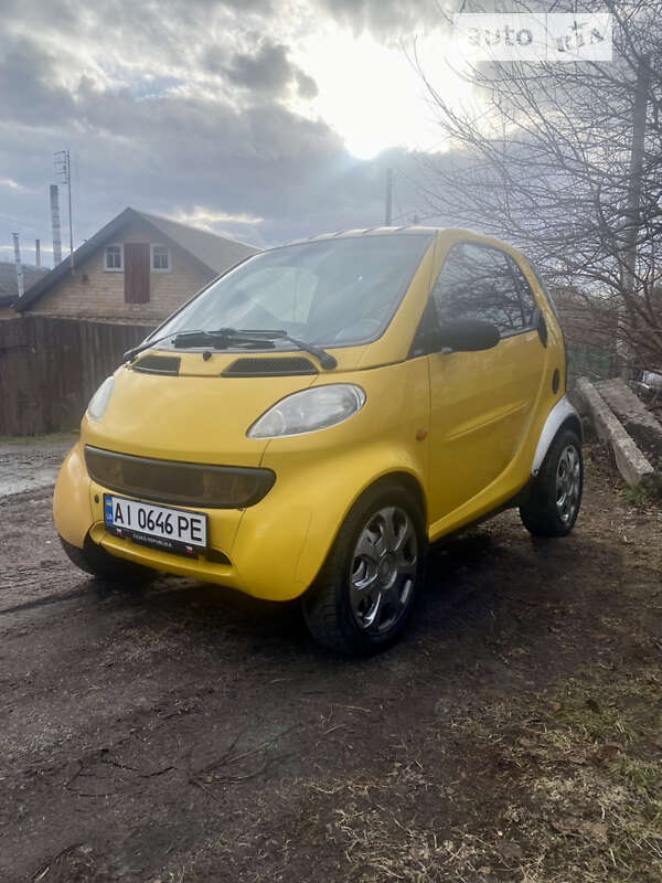 2001 smart mc 01