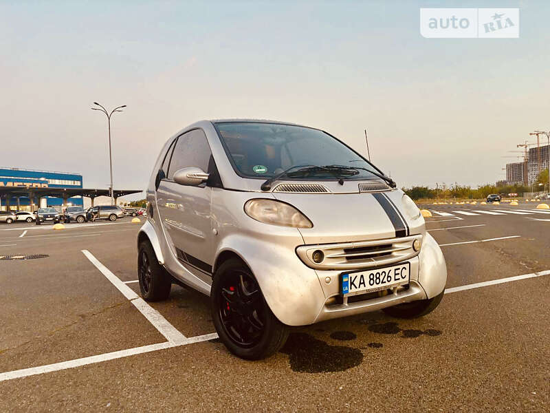 2001 smart mc 01