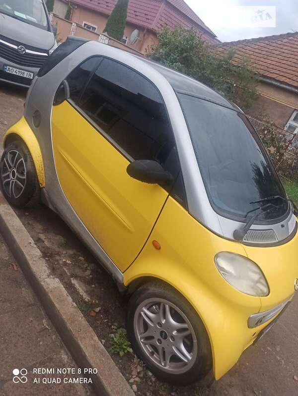 2002 smart mc 01