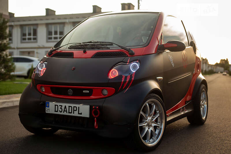 2002 smart mc 01