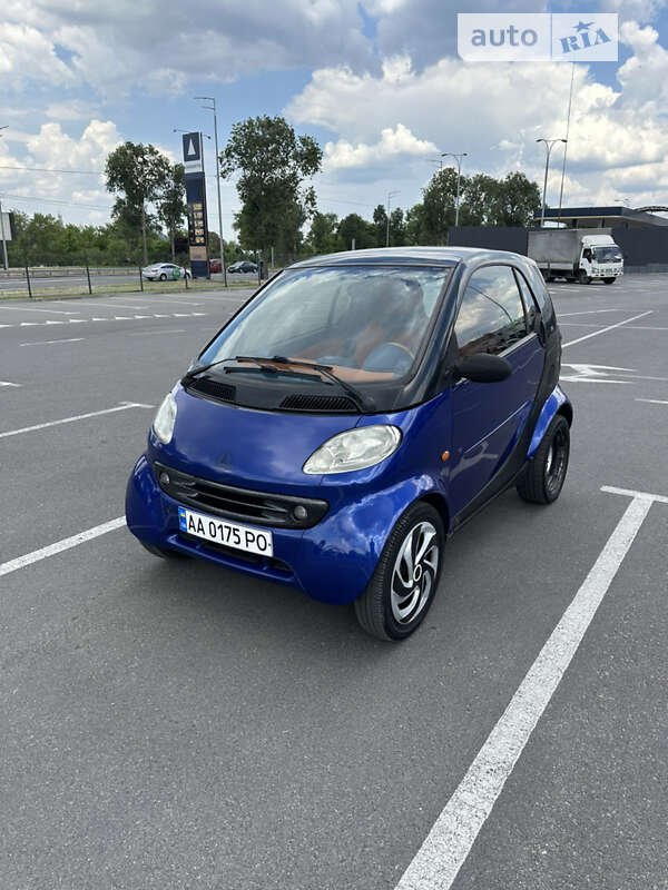 1999 smart mc 01