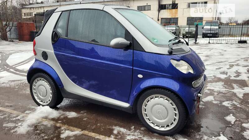 2000 smart mc 01
