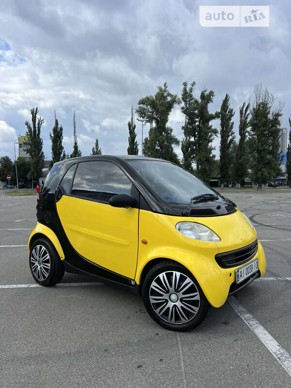 2000 smart mc 01