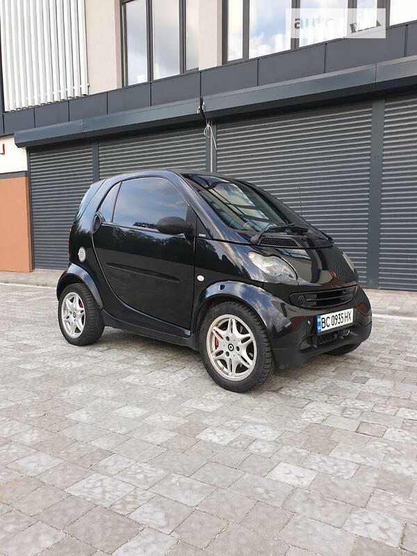 2003 smart mc 01