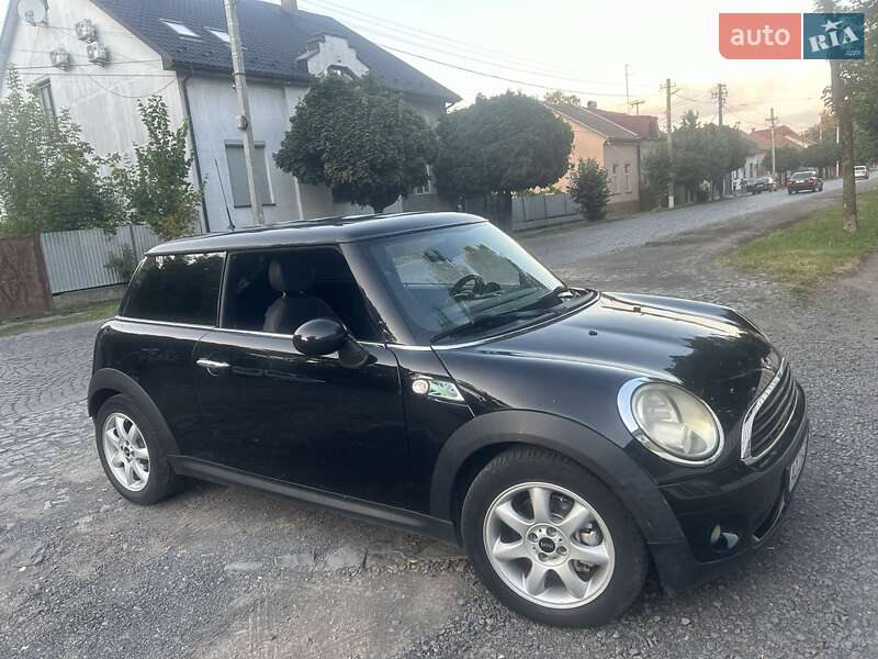 2009 mini one