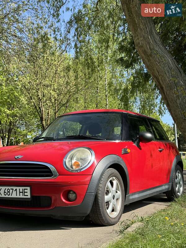 2009 mini one