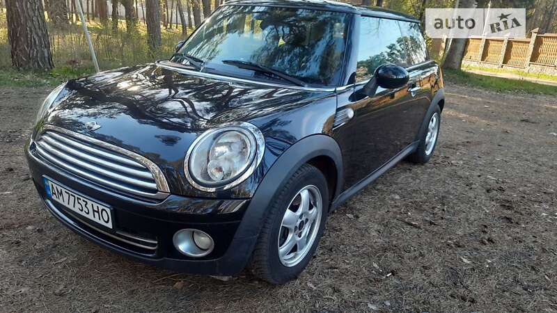 2009 mini hatch