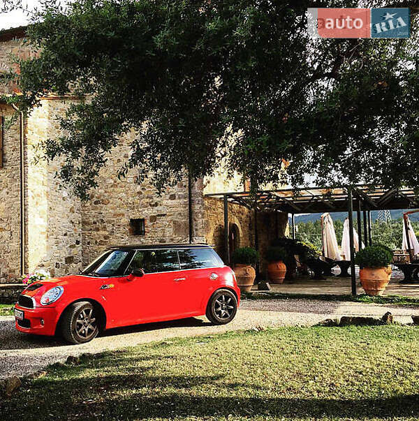 2008 mini hatch