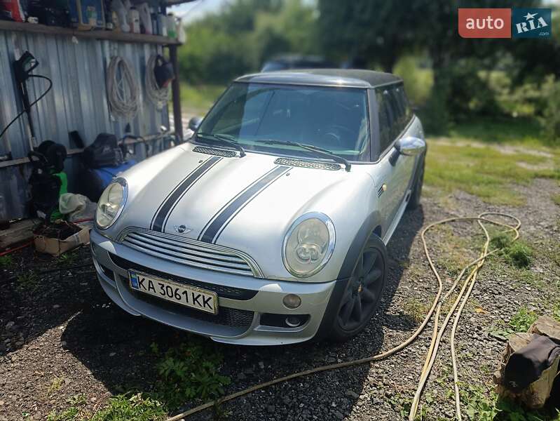 2002 mini one