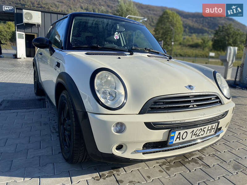 2006 mini one