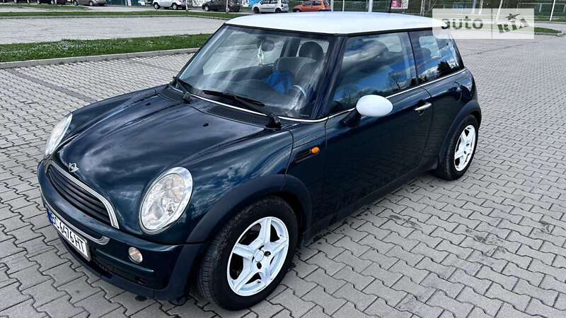 2004 mini one