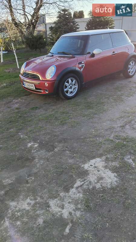 2006 mini one