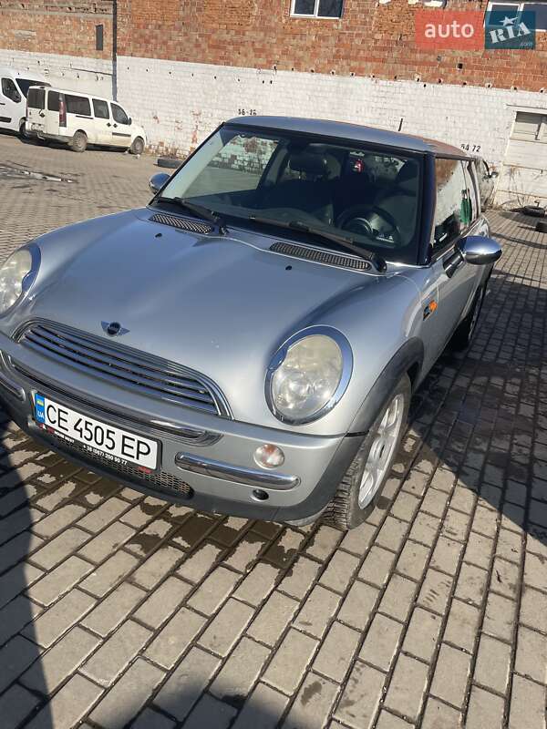 2003 mini hatch