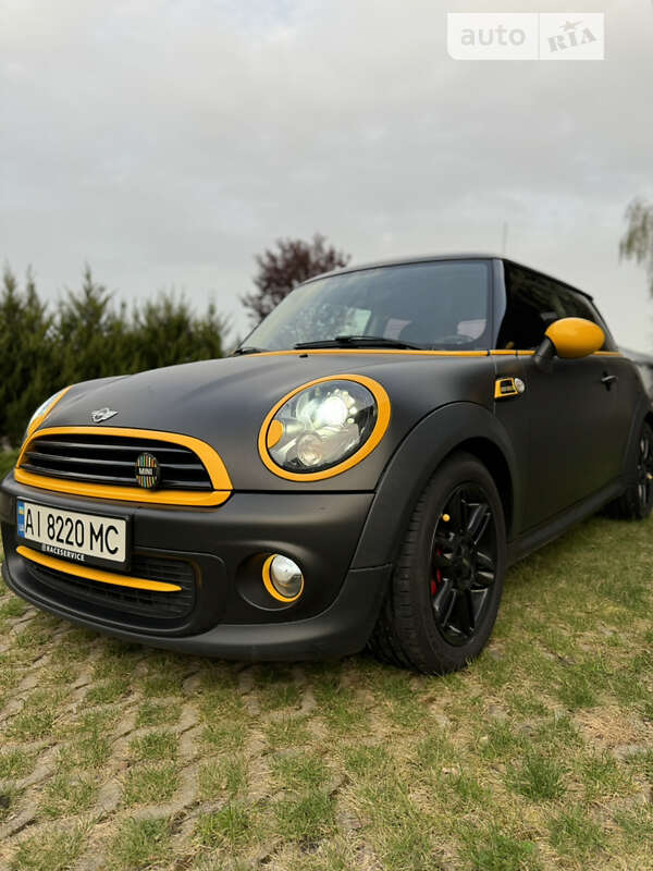 2013 mini hatch
