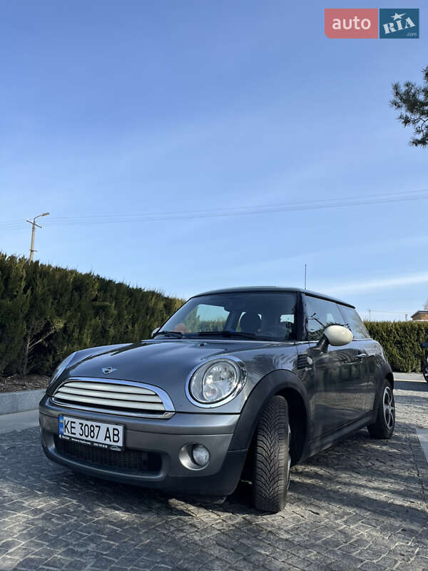 2010 mini one