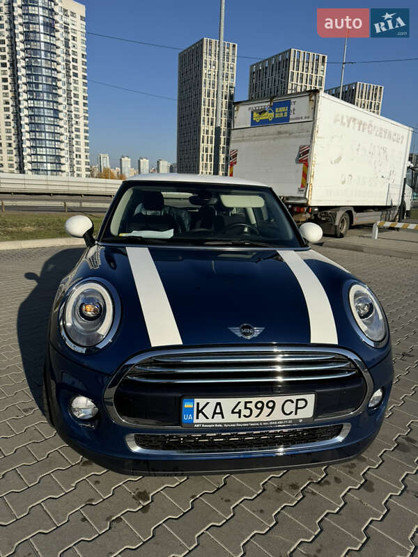 2017 mini hatch