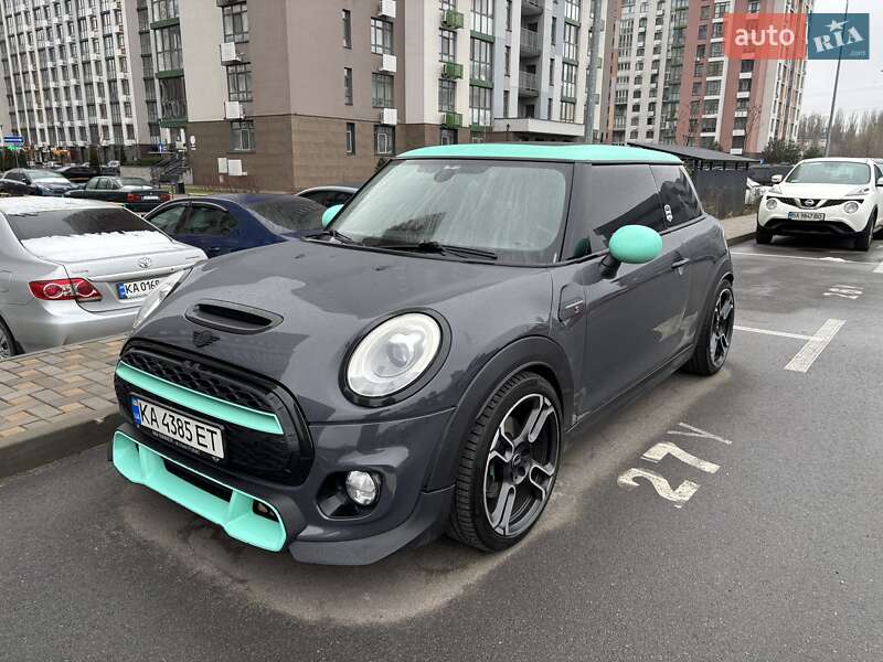 2015 mini hatch