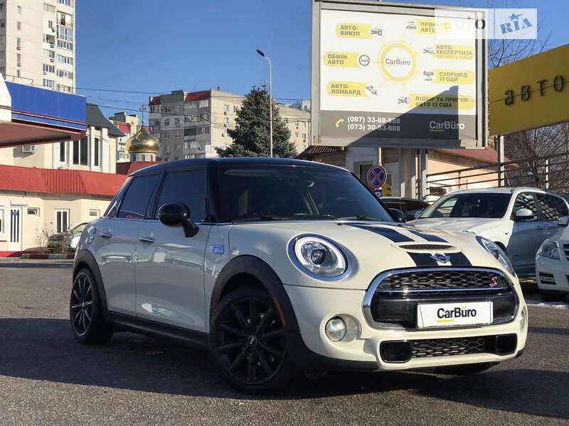 2015 mini hatch
