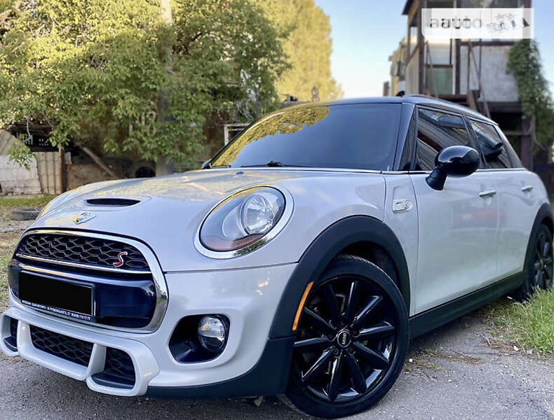 2015 mini hatch