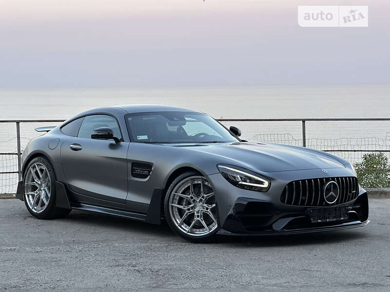 2019 mercedes-benz amg gt