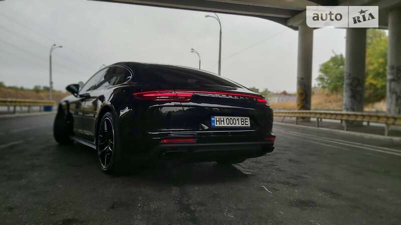 2018 porsche panamera