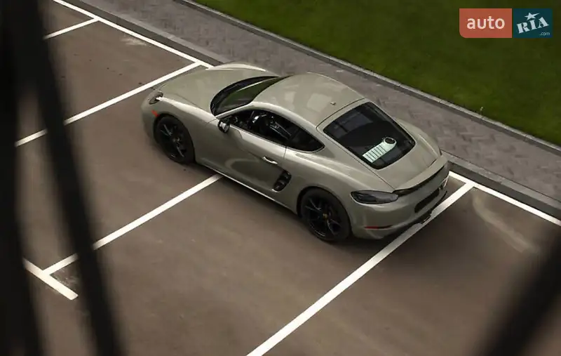 2018 porsche cayman