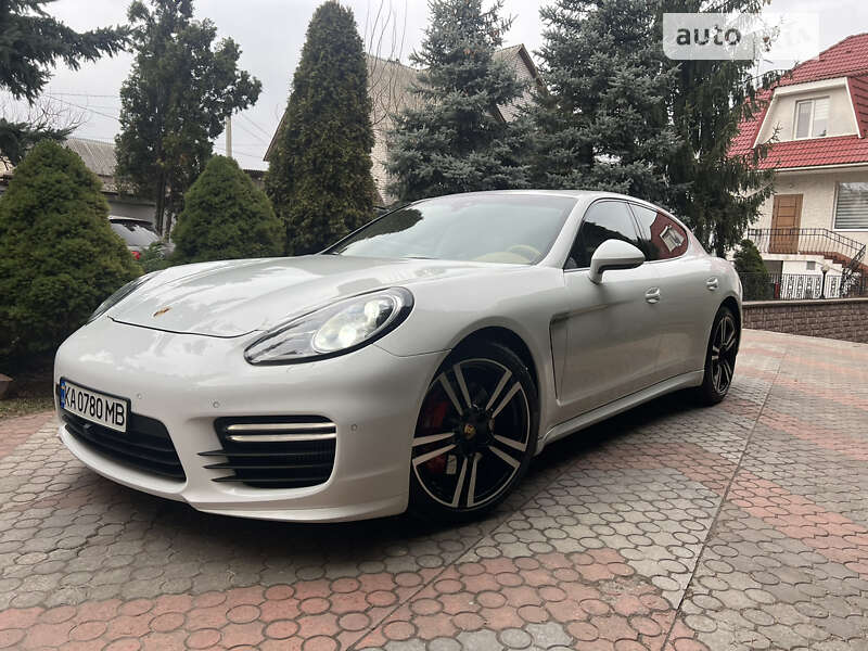 2013 porsche panamera