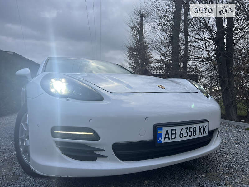 2010 porsche panamera