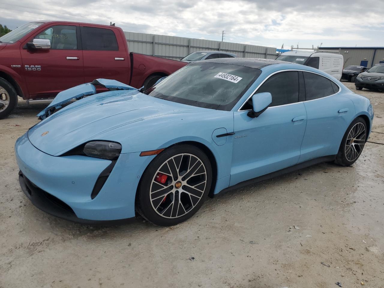2020 porsche taycan 4s