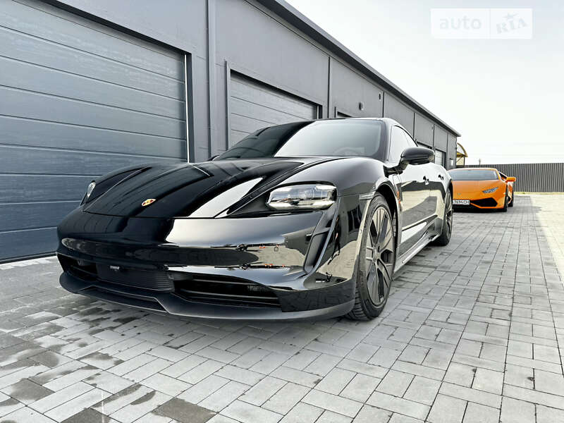 2020 porsche taycan