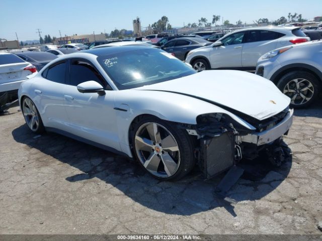 2020 PORSCHE Taycan