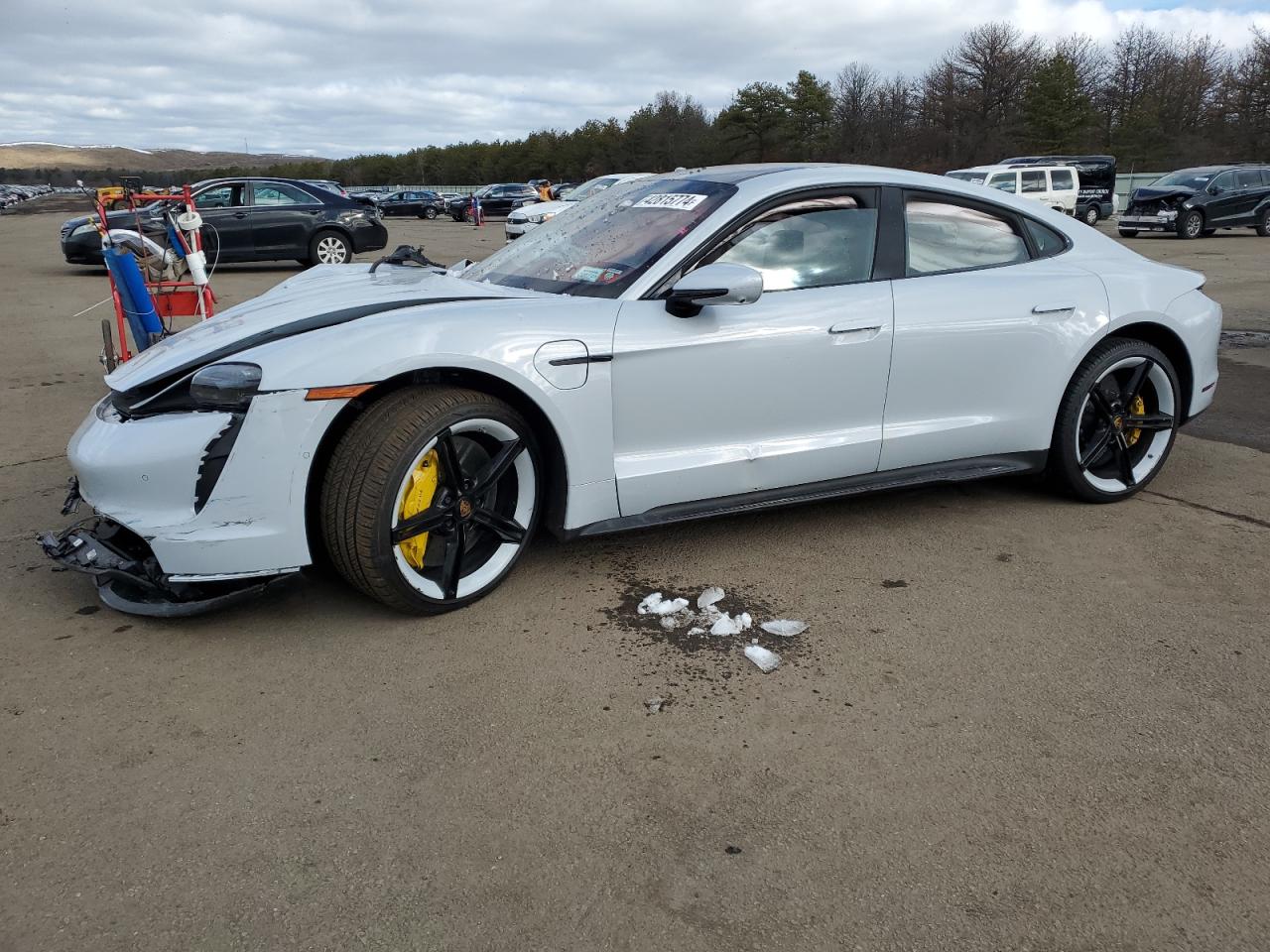 2022 PORSCHE Taycan