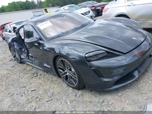2020 PORSCHE Taycan