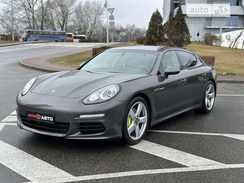 2015 porsche panamera