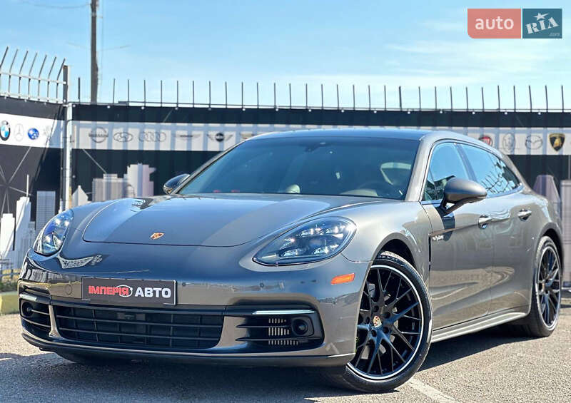 2018 porsche panamera
