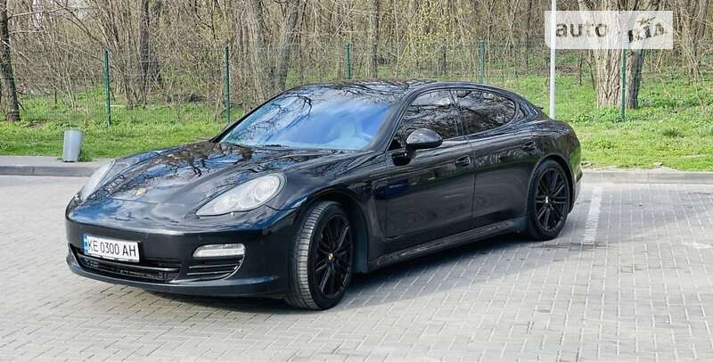2010 porsche panamera