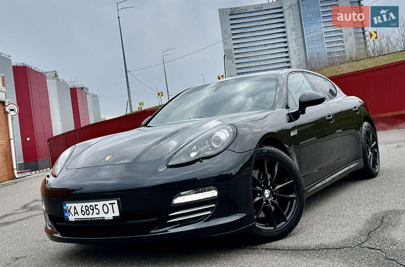 2010 porsche panamera