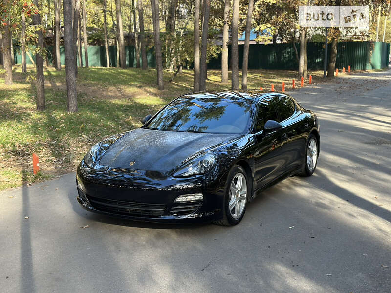 2012 porsche panamera