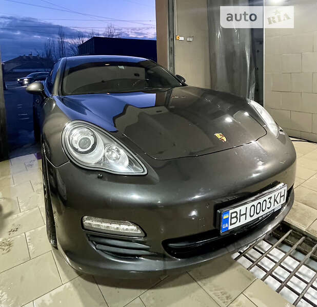 2012 porsche panamera