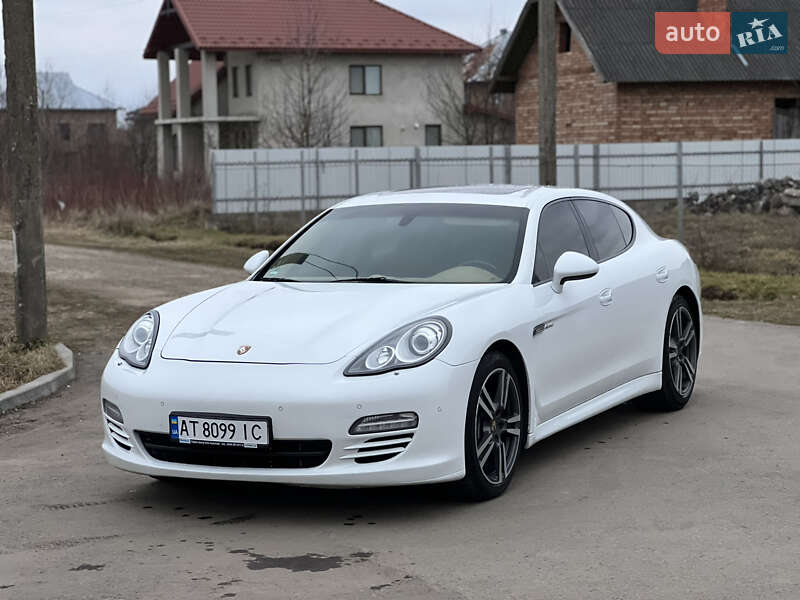 2012 porsche panamera