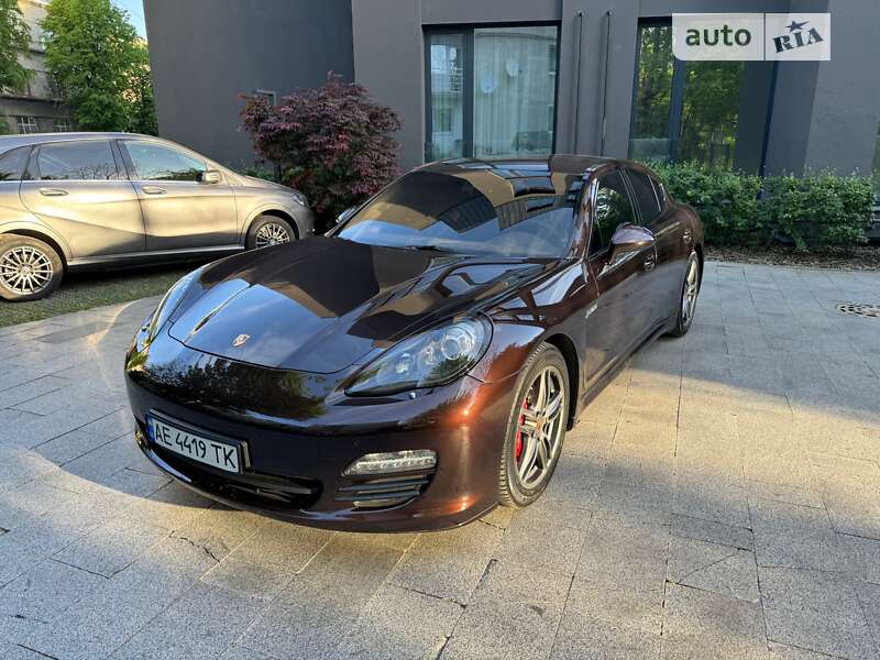 2013 porsche panamera