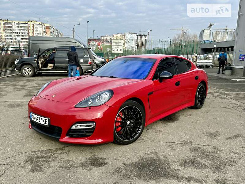 2012 porsche panamera