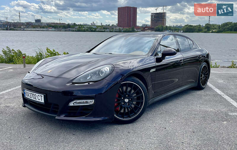 2012 porsche panamera