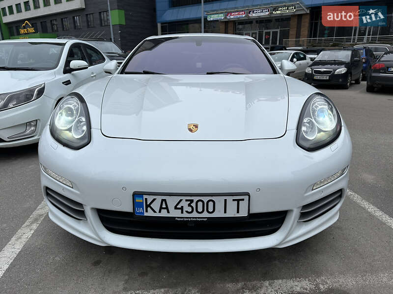 2013 porsche panamera
