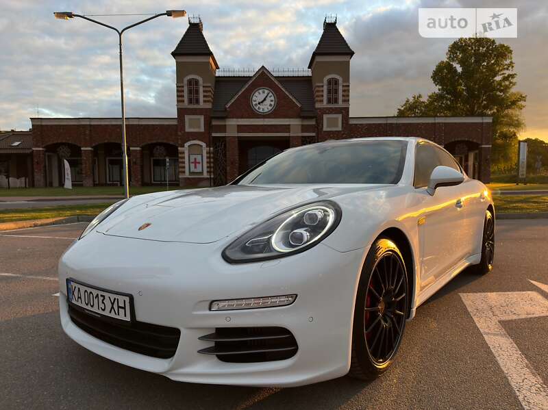2013 porsche panamera