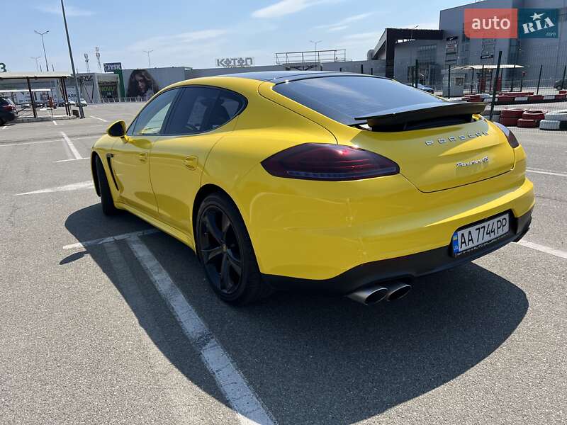 2013 porsche panamera