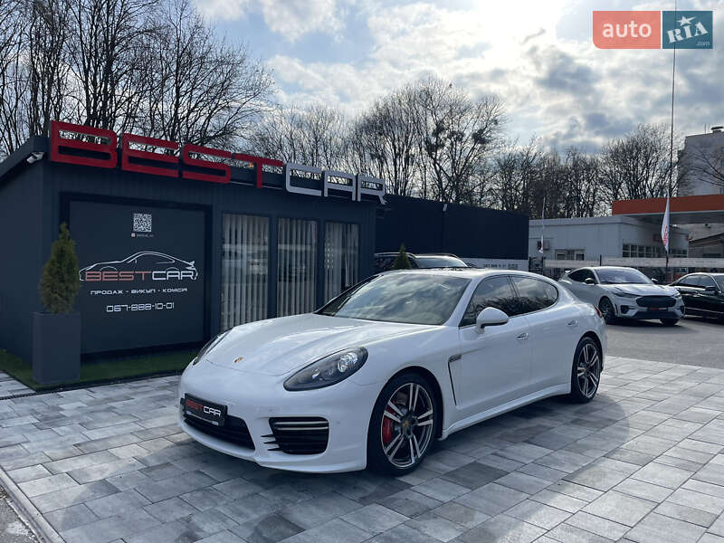 2013 porsche panamera