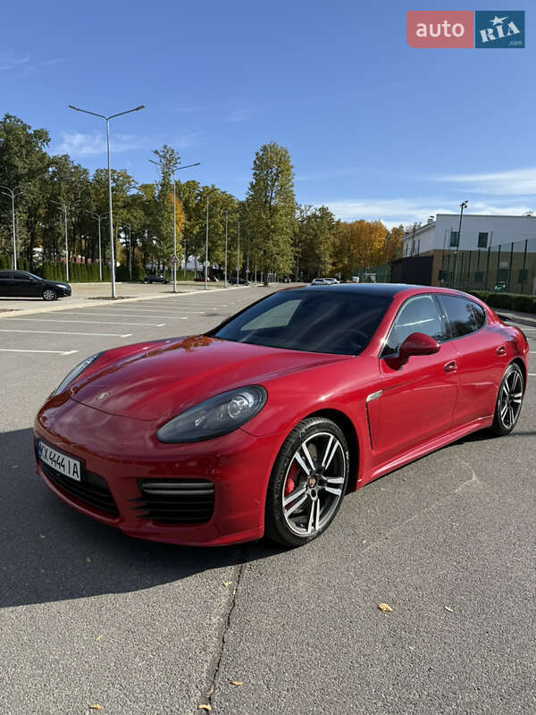2013 porsche panamera